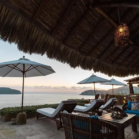 Villa Casa Arrebato - Private Beachfront House In The Heart Of La Ropa Beach